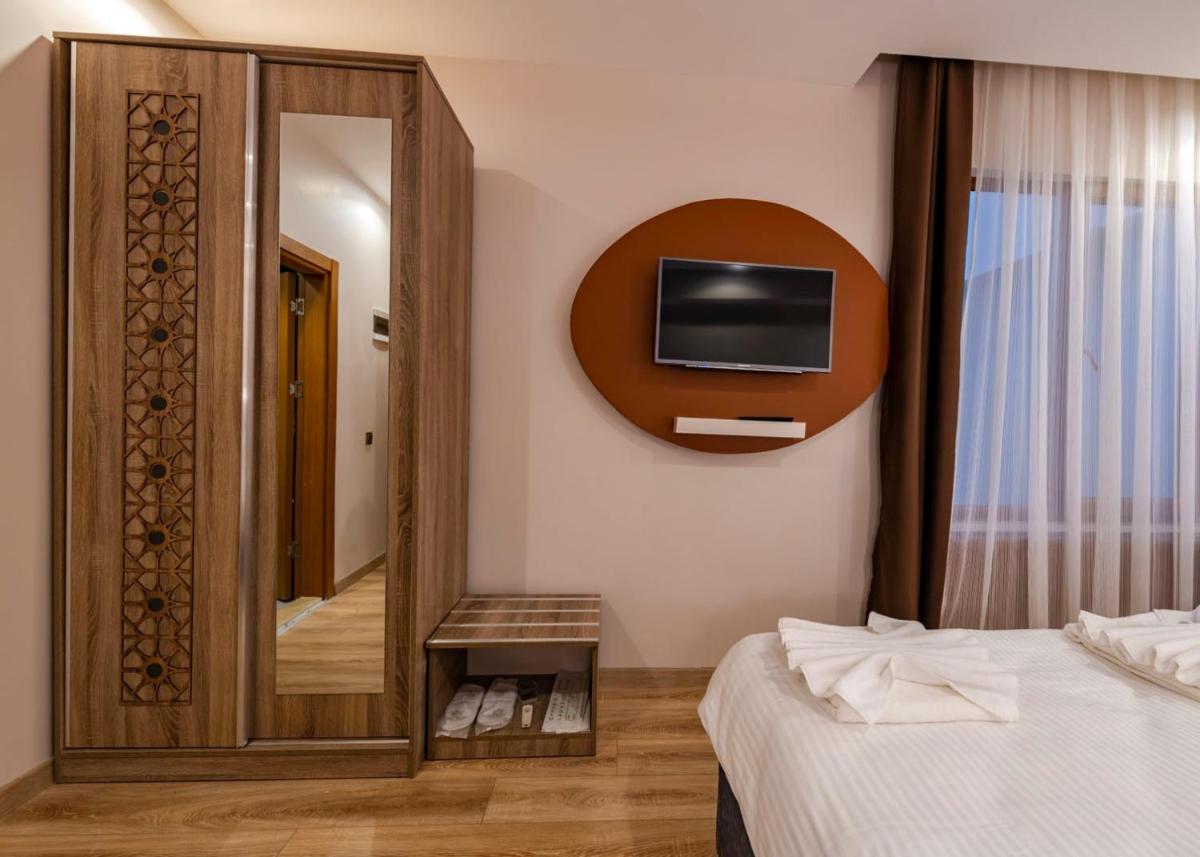 IŞIL PARK HOTEL - Housity