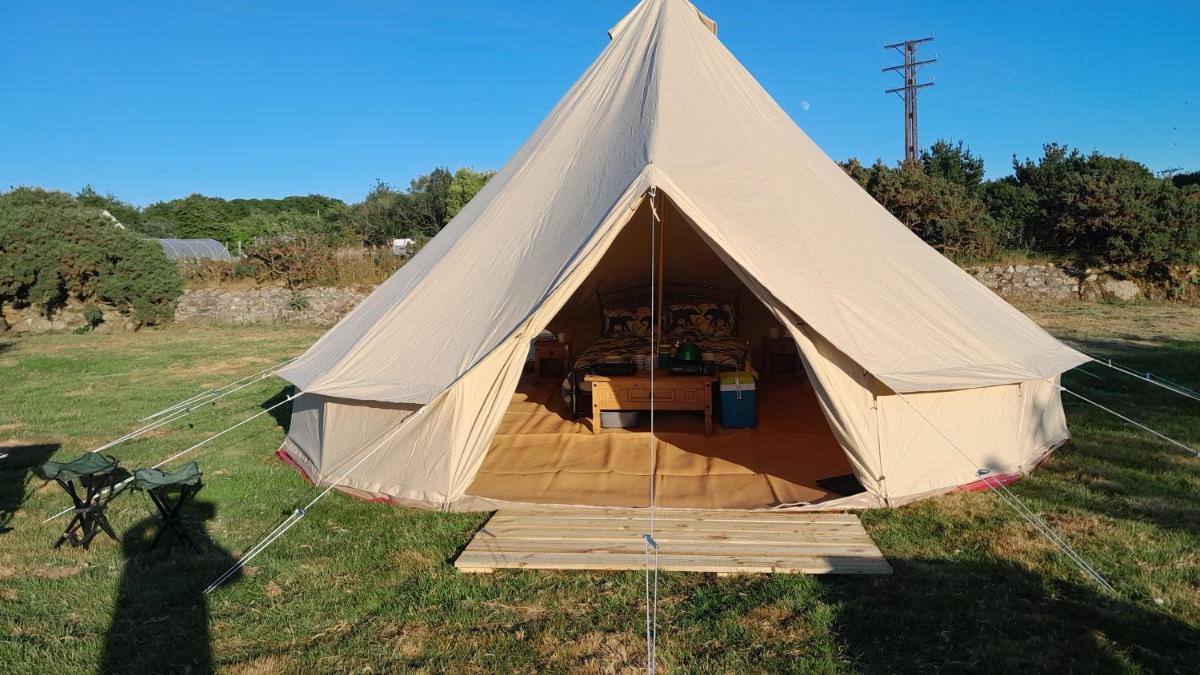 Cornish Skies Glamping - Housity