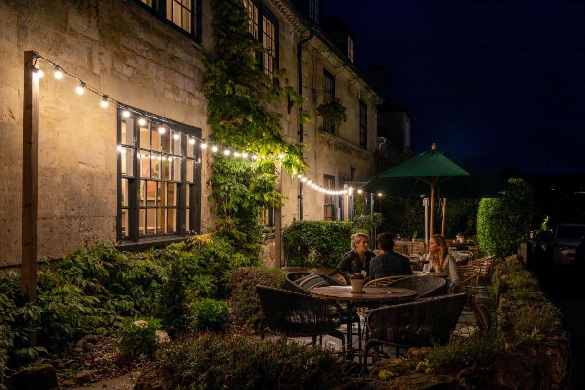The Lamb Inn - Housity