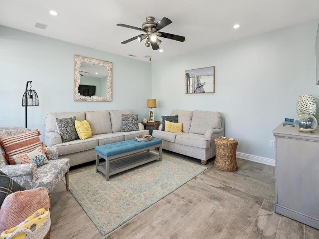 204 Engleside - Housity