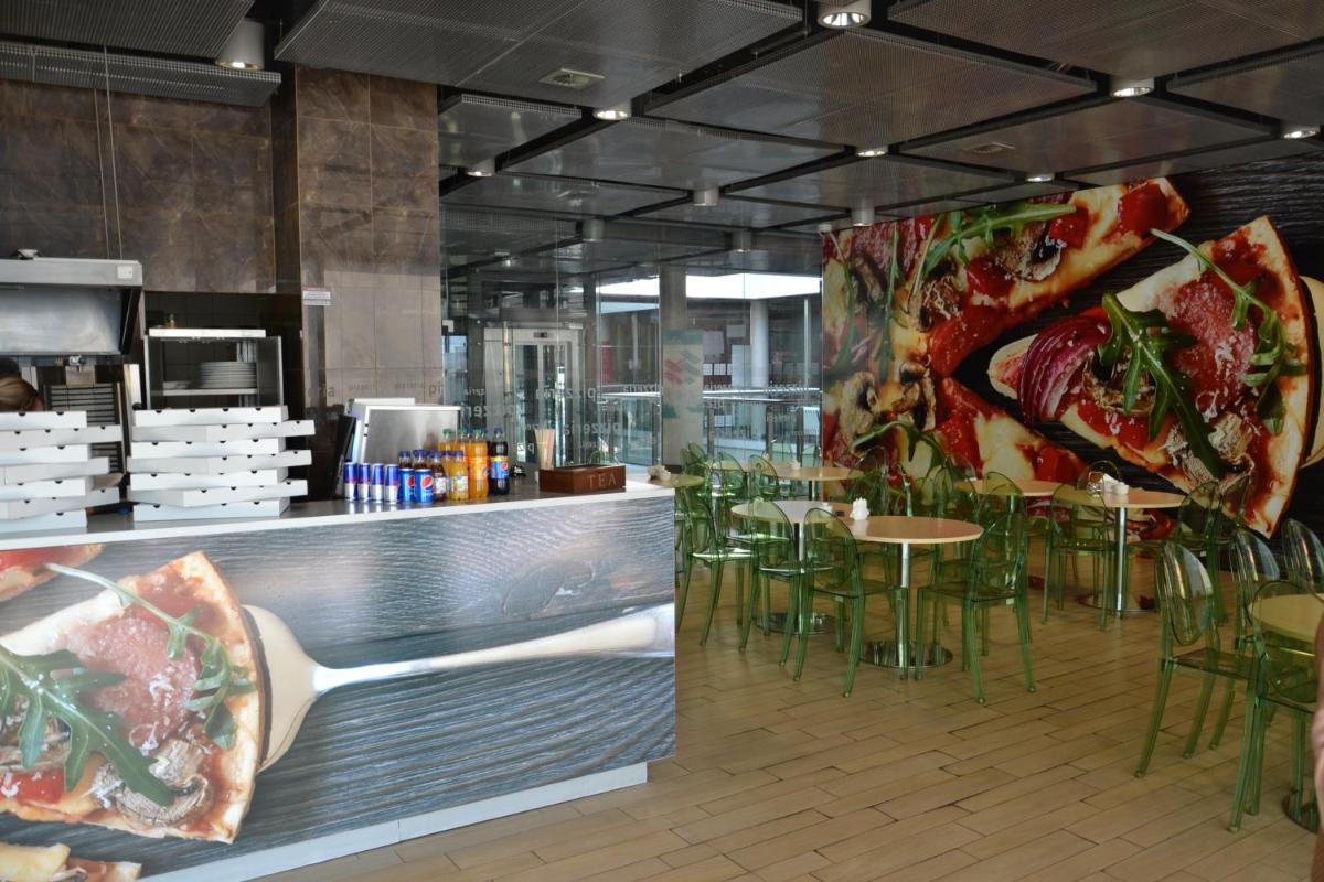 Hotel Solpark - Housity