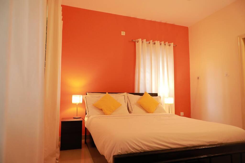 Tranquil Staycation - Independent Duplex House - Housity