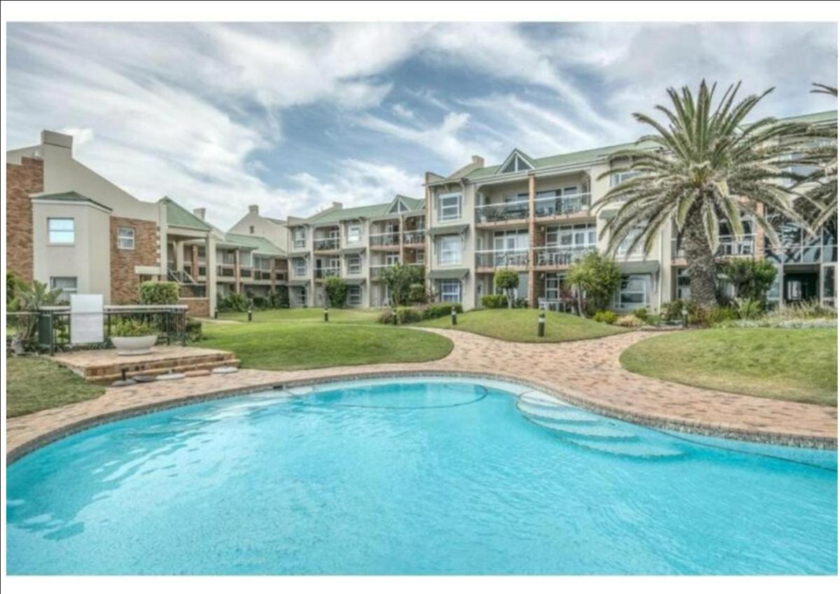 Blue Views Ocean at Brookes Hill Suites - Housity