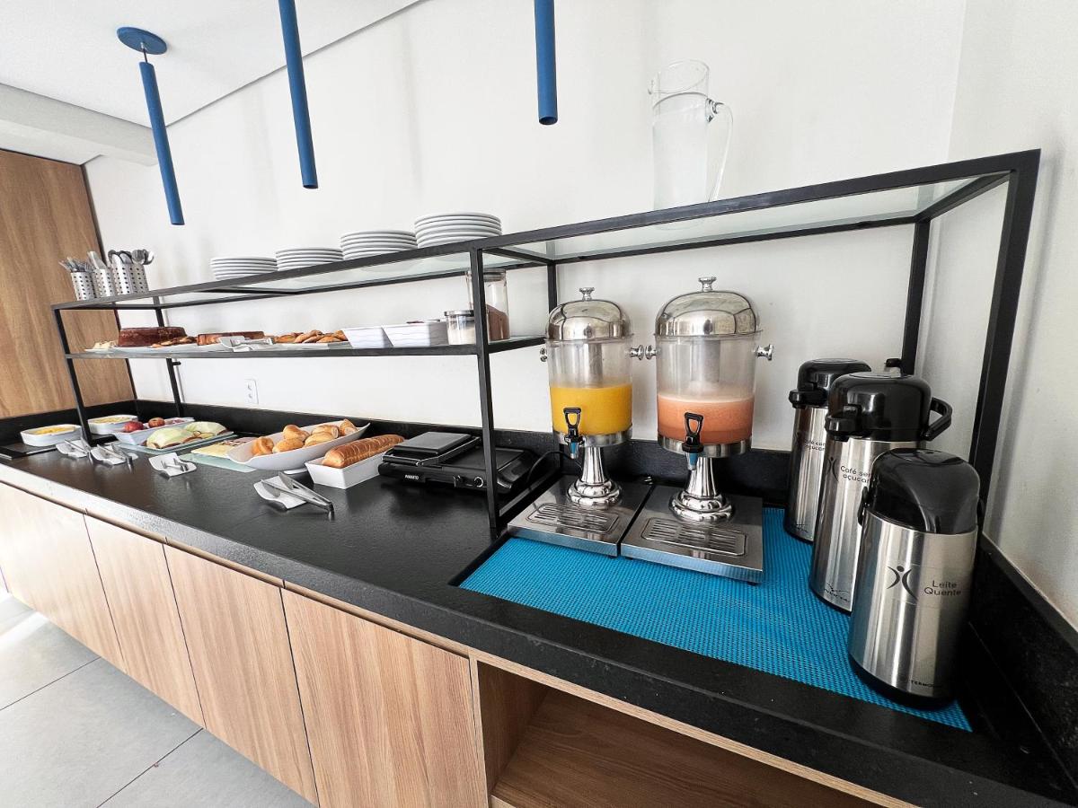 Hotel Suntuoso - Housity