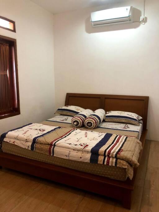 Villa Sari Leueut Suramadu Majalengka - Housity
