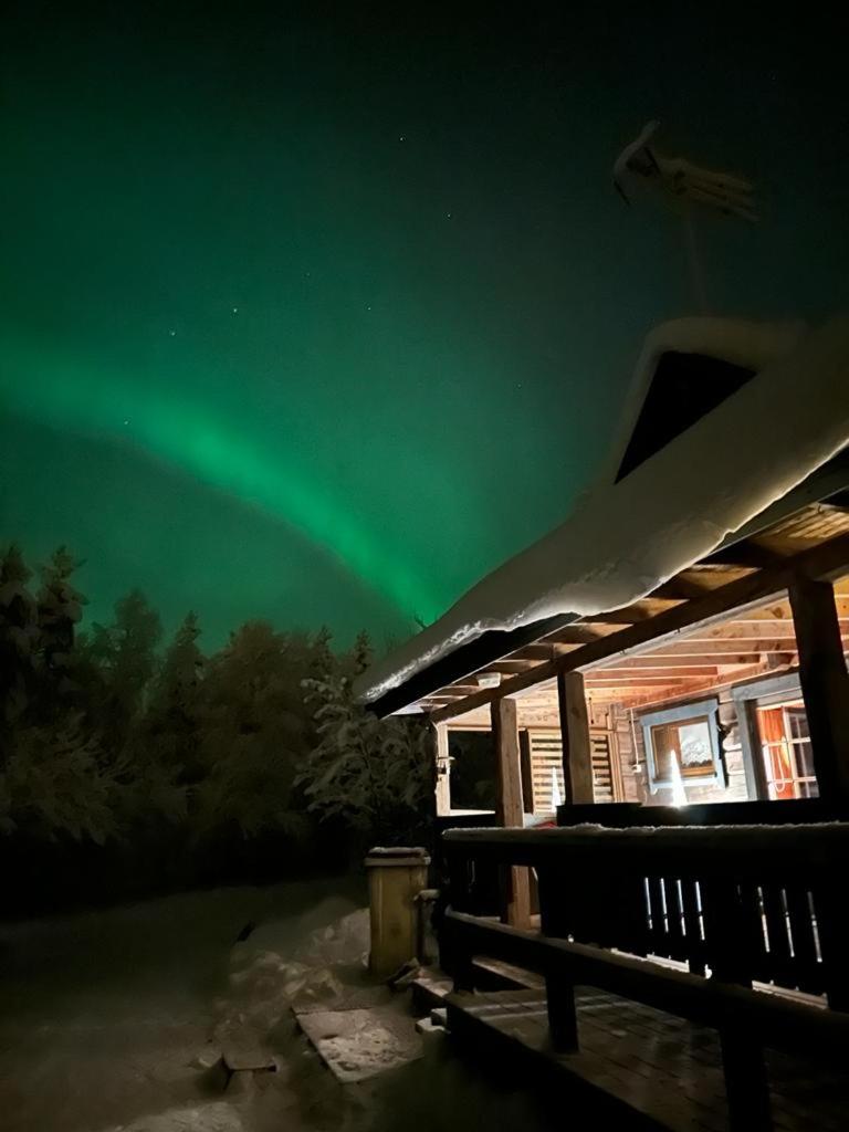 Sampo Chalet with Hot Tub - Housity