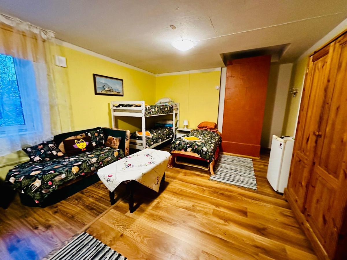 Kulli Pesa - Housity