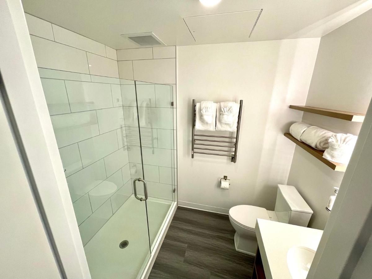 Modern ski in and out condo hotel at YotelPAD - Housity