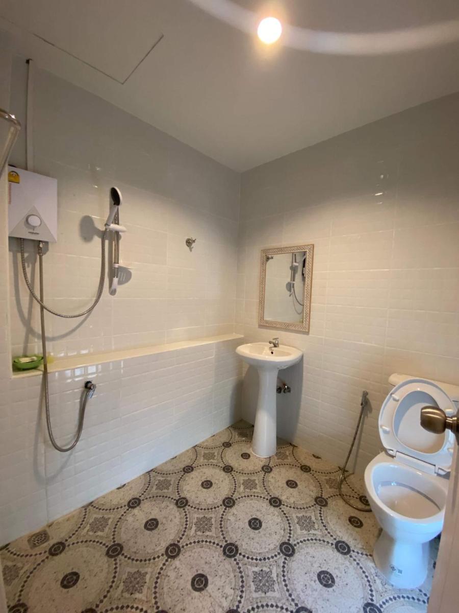 Suitetrails - บ้านริมเนิน รีสอร์ท งาว