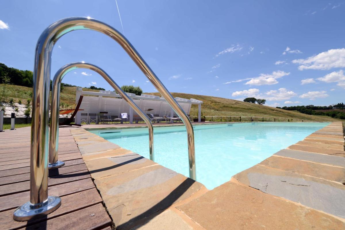 Resort Il Gallo Senone - Housity