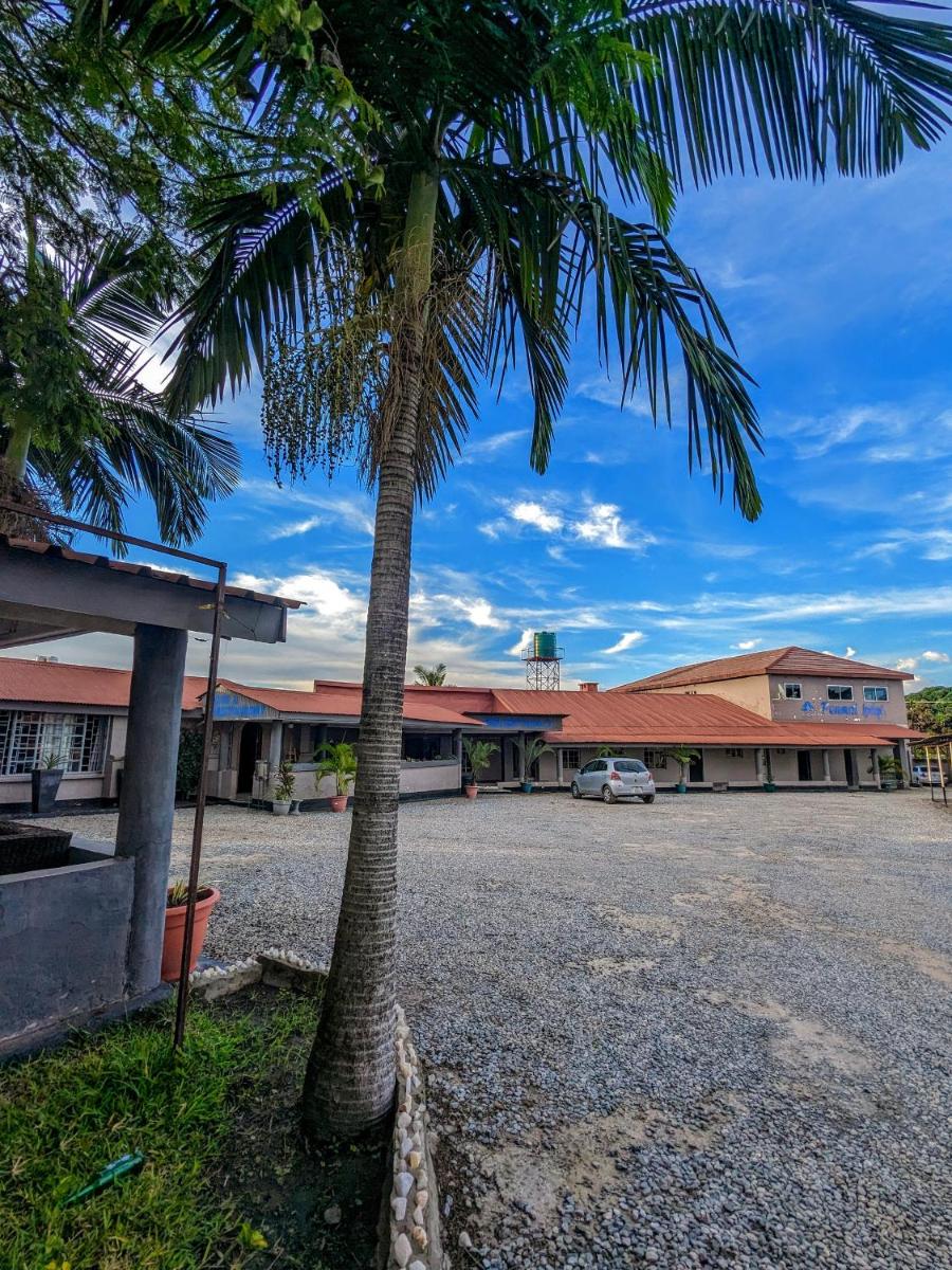 Suitetrails - Penmal Executive Lodge