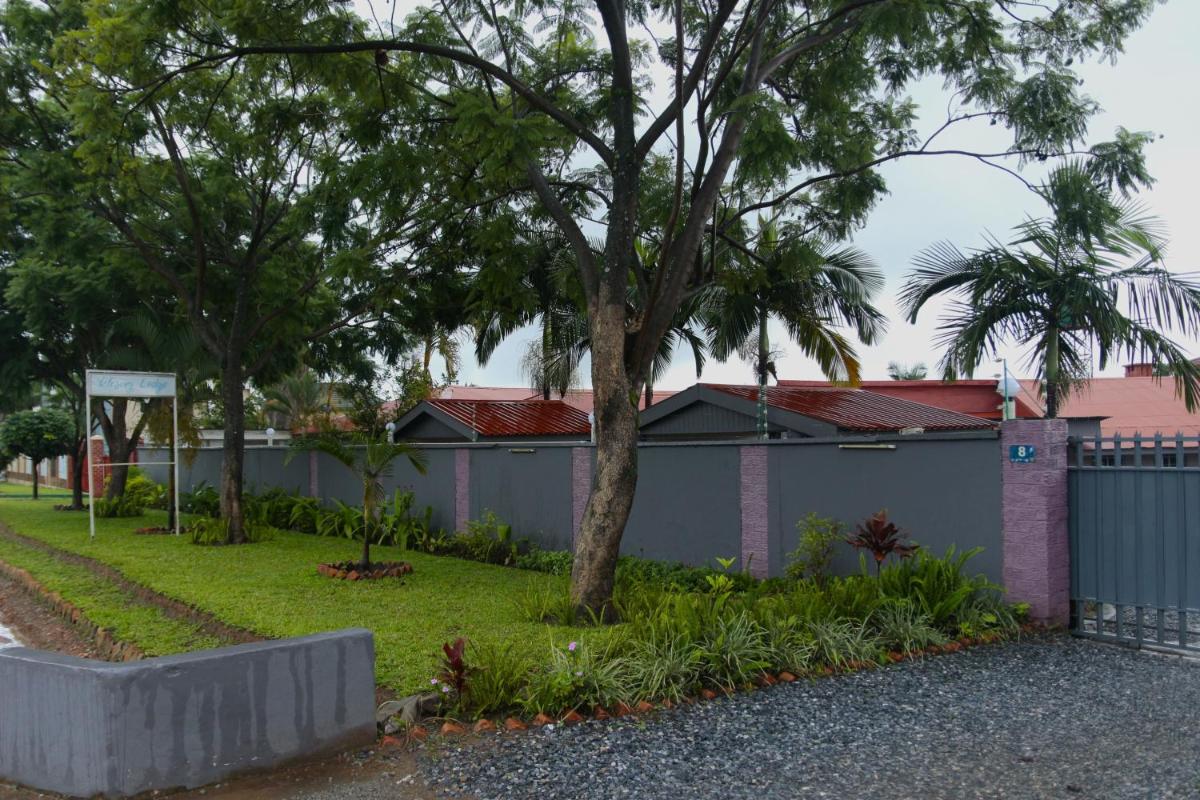 Suitetrails - Penmal Executive Lodge