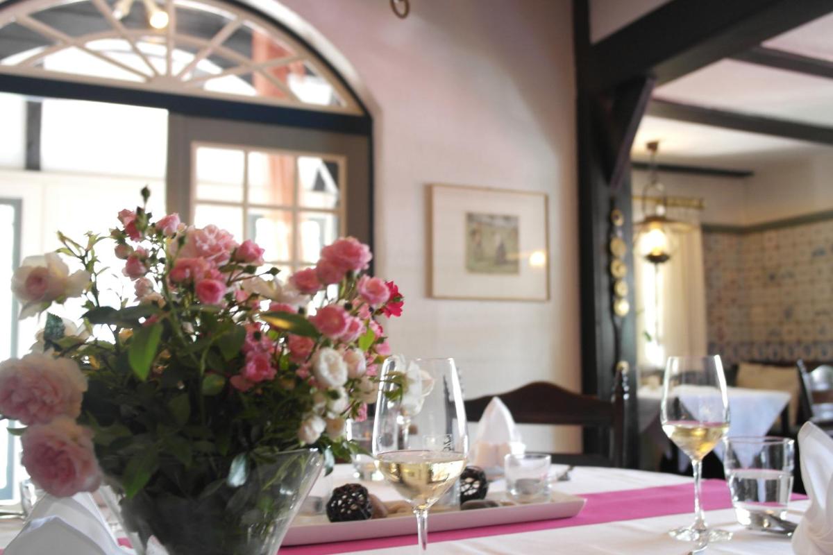 Hotel Blauer Fasan - Housity