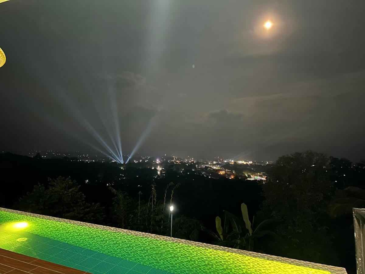 Arya Exclusive Villa - Housity