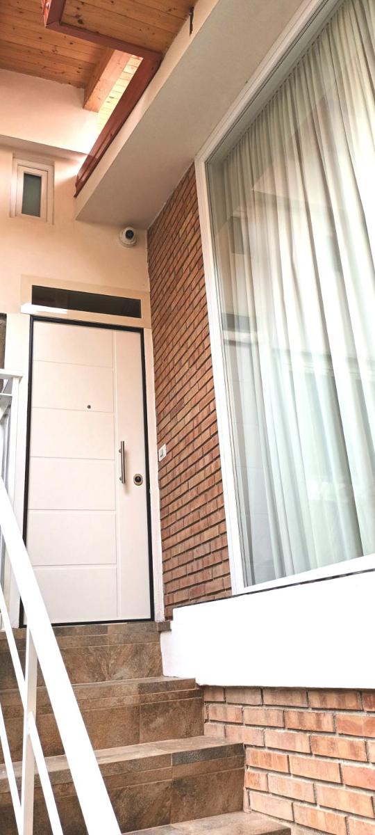 Rosa's House - Housity