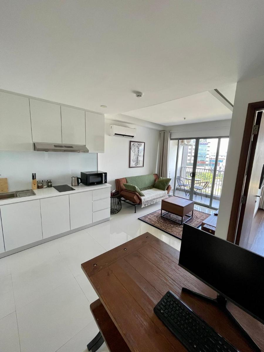 Luxury Apartment, Harbour Bay Residences - Housity