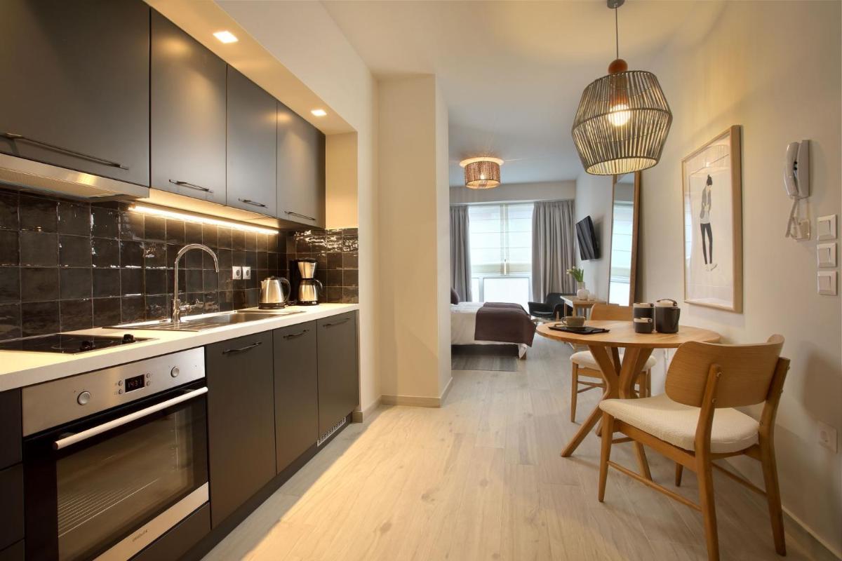 Happiness Luxury Central Apartment - Housity