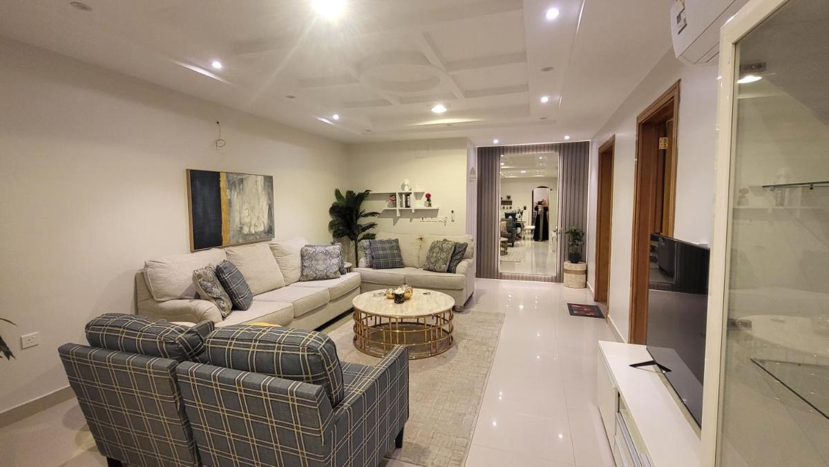 شقة فاخرة Vip غرفتين وجلسة خارجية - وصول ذاتي - Housity