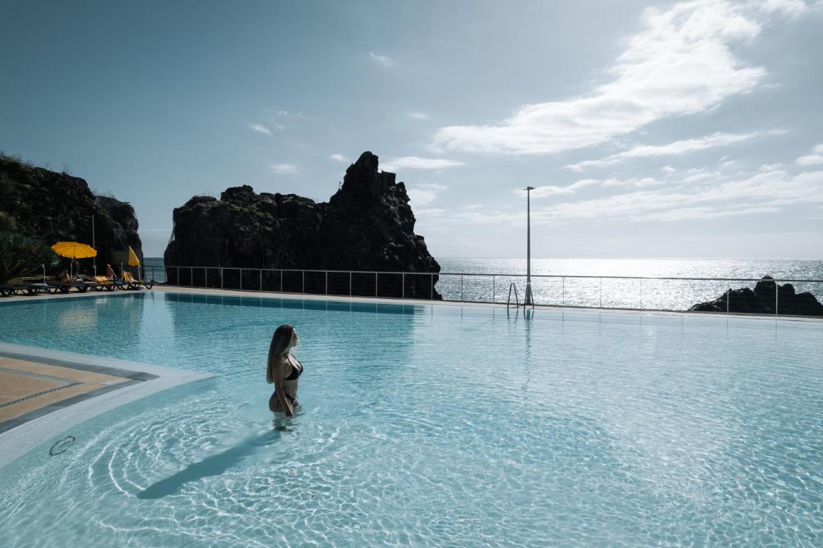 A piscina em ou perto de Hotel Orca Praia