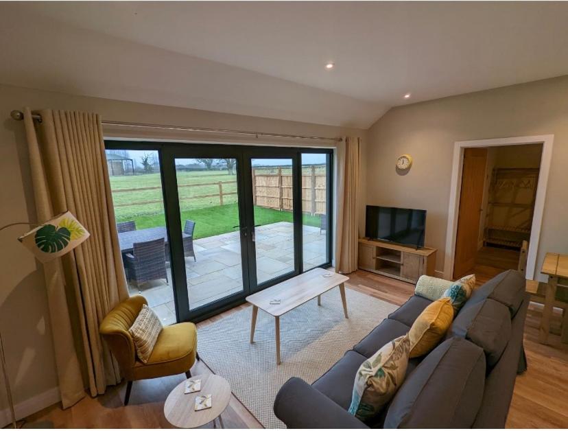 Meadow View Lodges - Housity