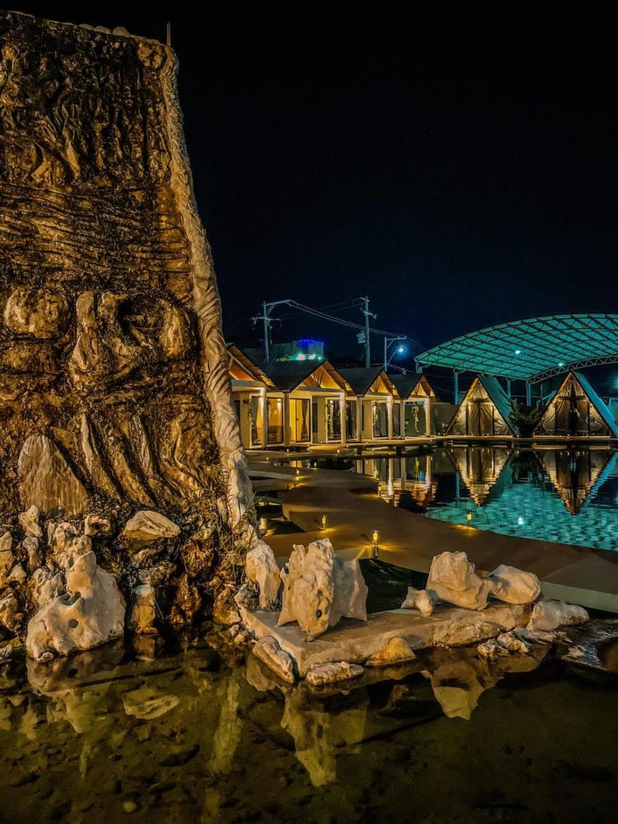 RIO HOTEL Y GLAMPING - Housity