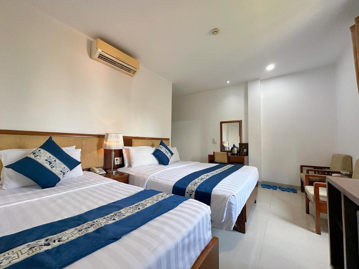 Ruby Star Hotel- Near Bến Thành Market - Housity