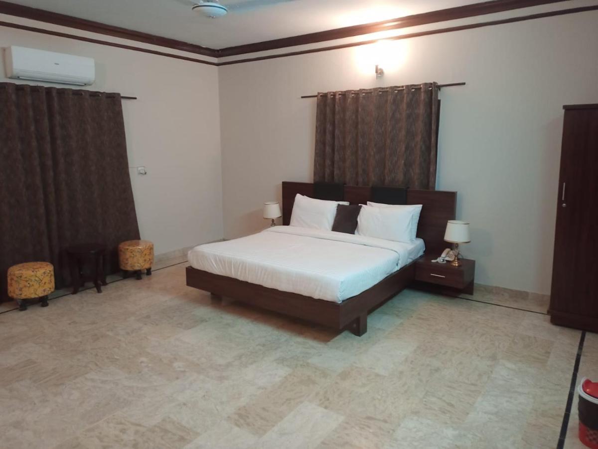 Bondi Beach Resort - Housity