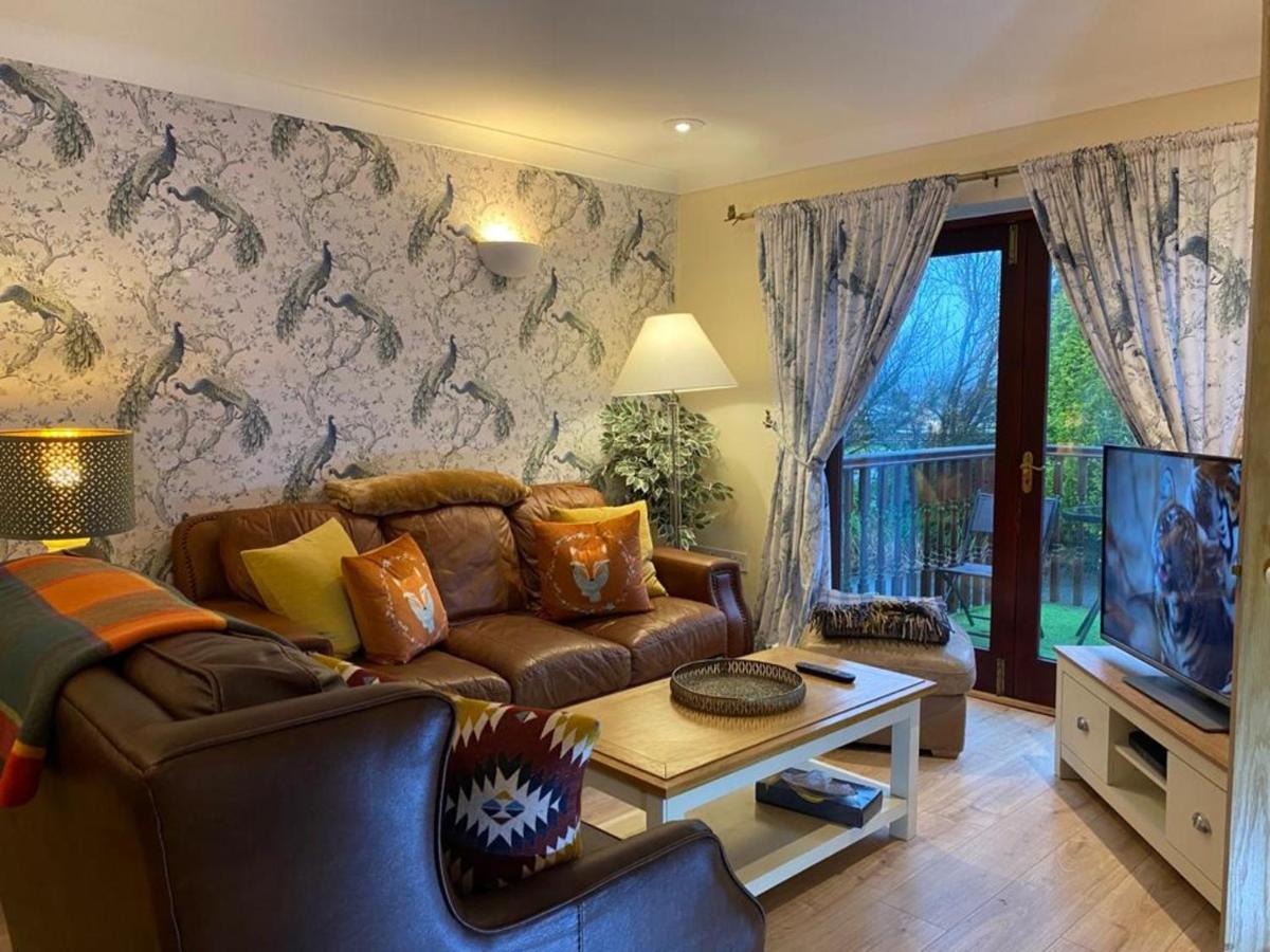 Lake District cottage in one acre gardens off M6 - Hizvo