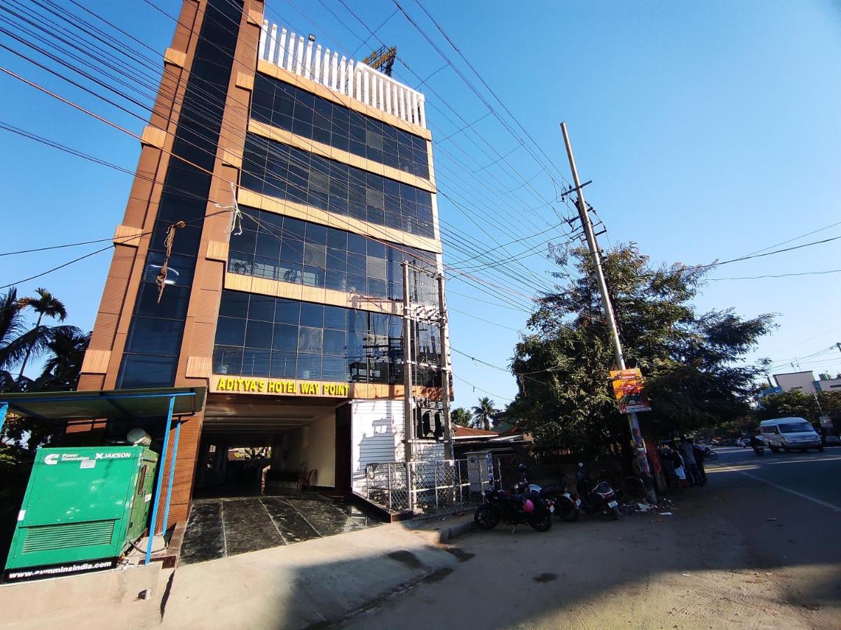 ADITYA'S HOTEL WAY POINT - Housity