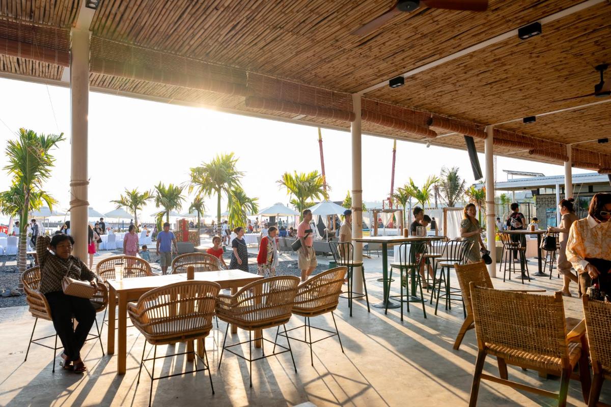 Summer Bay Beach Club & Cabins Sihanoukville by Preference - Housity
