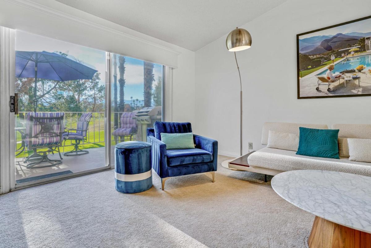 Idyll in the Desert - Immaculate Palm Desert Getaway - Housity