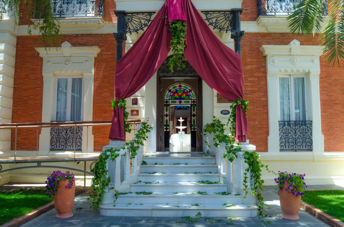 Fachada o entrada de Hotel Mirador de Llerena