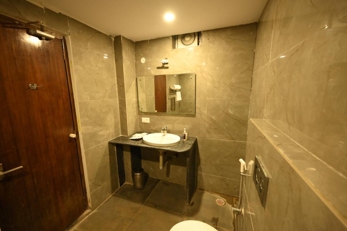 Suitetrails - Spree One Resort And Convention Annavaram