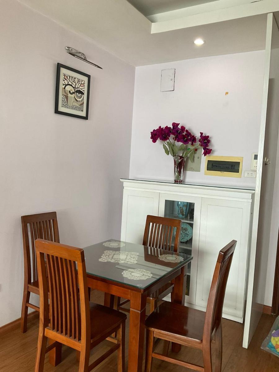 Westlake Tay Ho Hotel 696 Lạc Long Quân - Housity