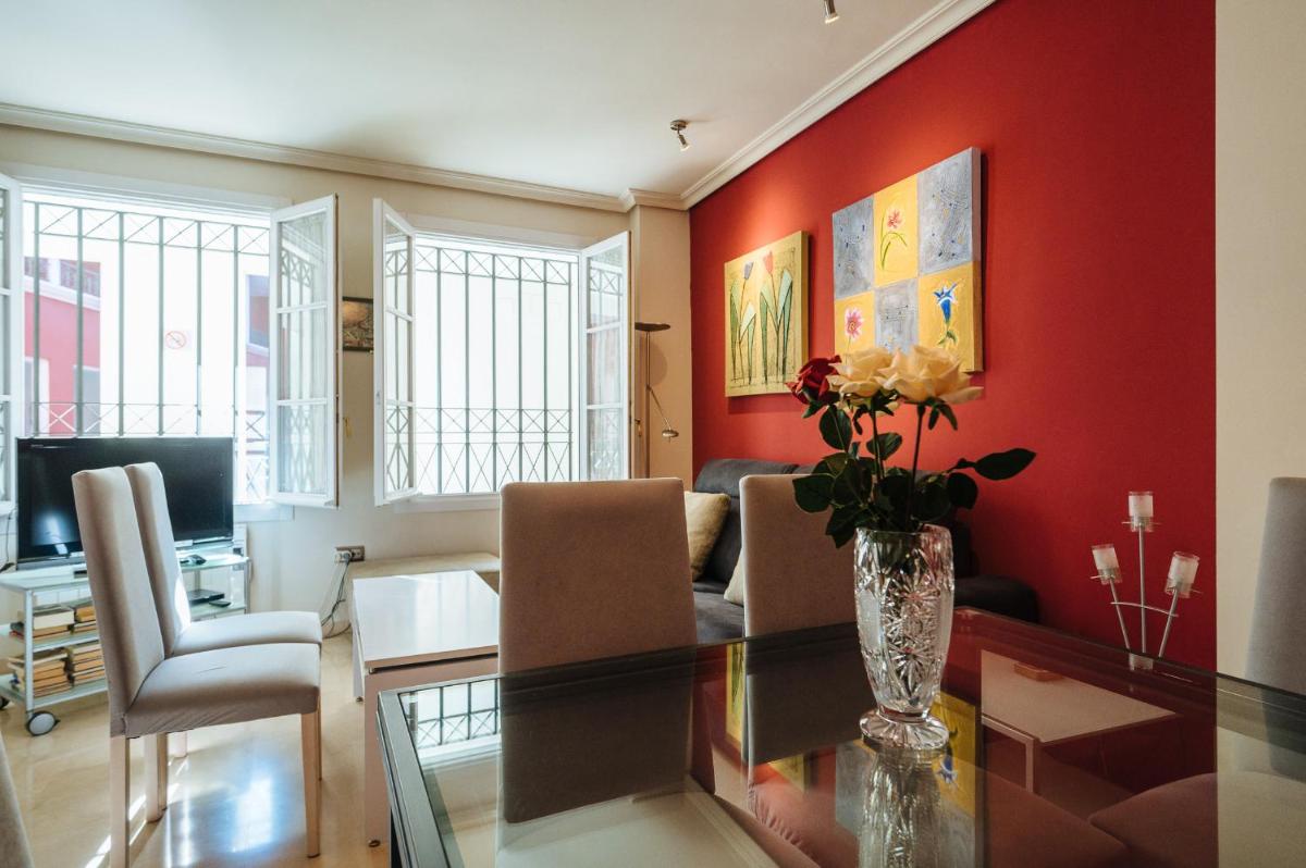 APARTAMENTO EN CASA PALACIO CON PISCINA 15 MAYO a 15 OCTUBRE - Housity