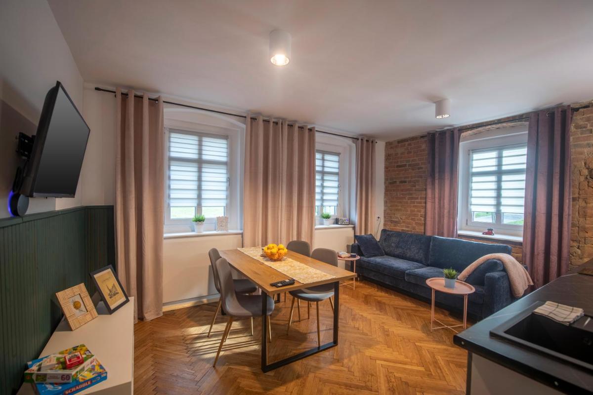 Apartamenty Śnieżna 12 Lądek- Zdrój - Housity