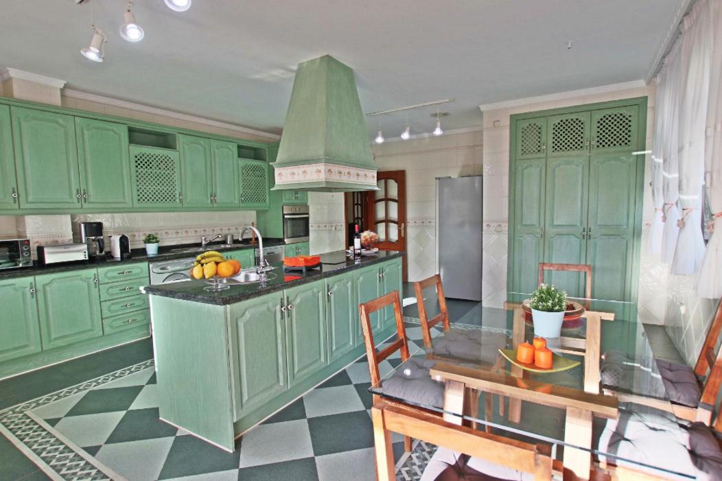 TESS Villa Paradise - Housity