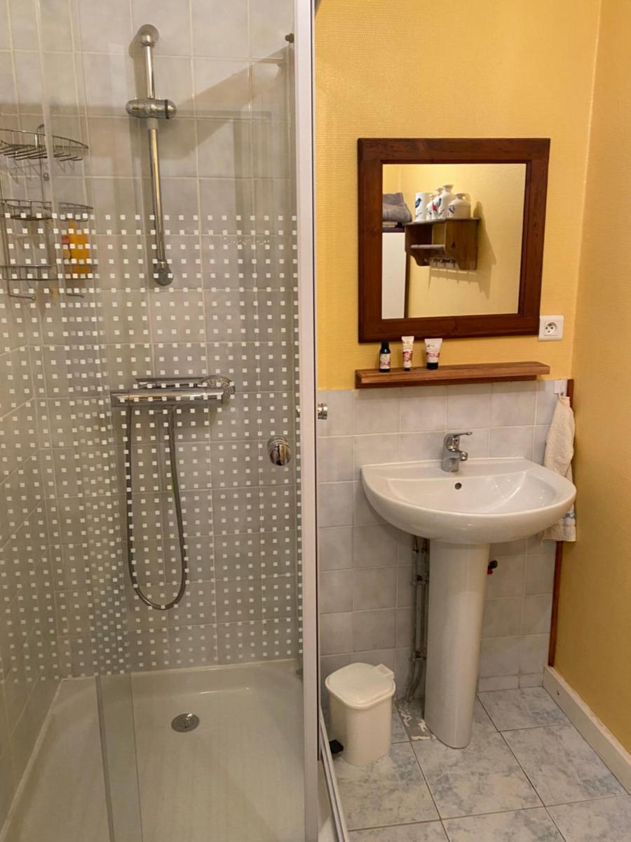 Chambre 2 - Housity