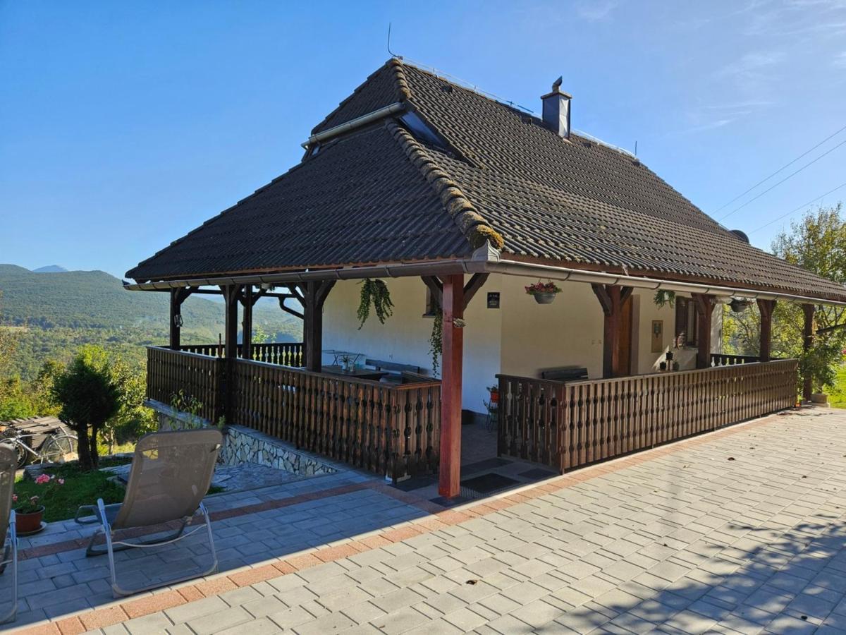 Cozy House Zivko with Balcony - Housity