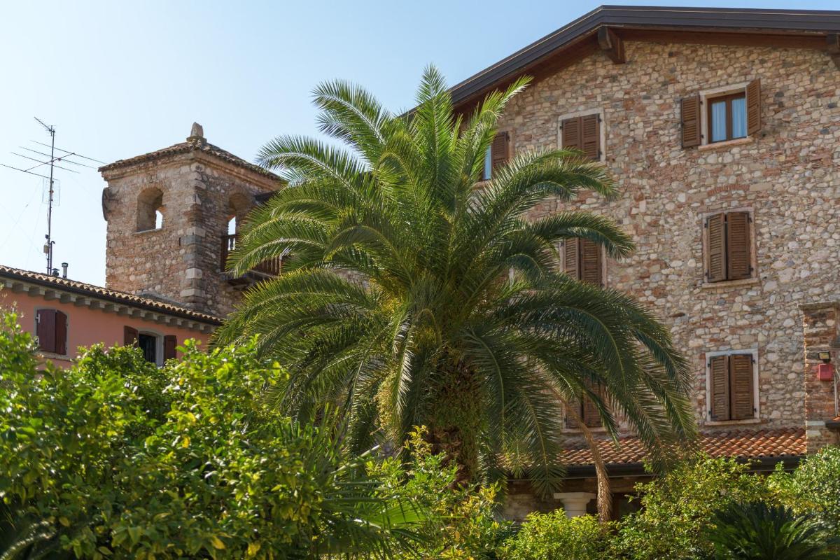 Hotel Antico Monastero - Housity