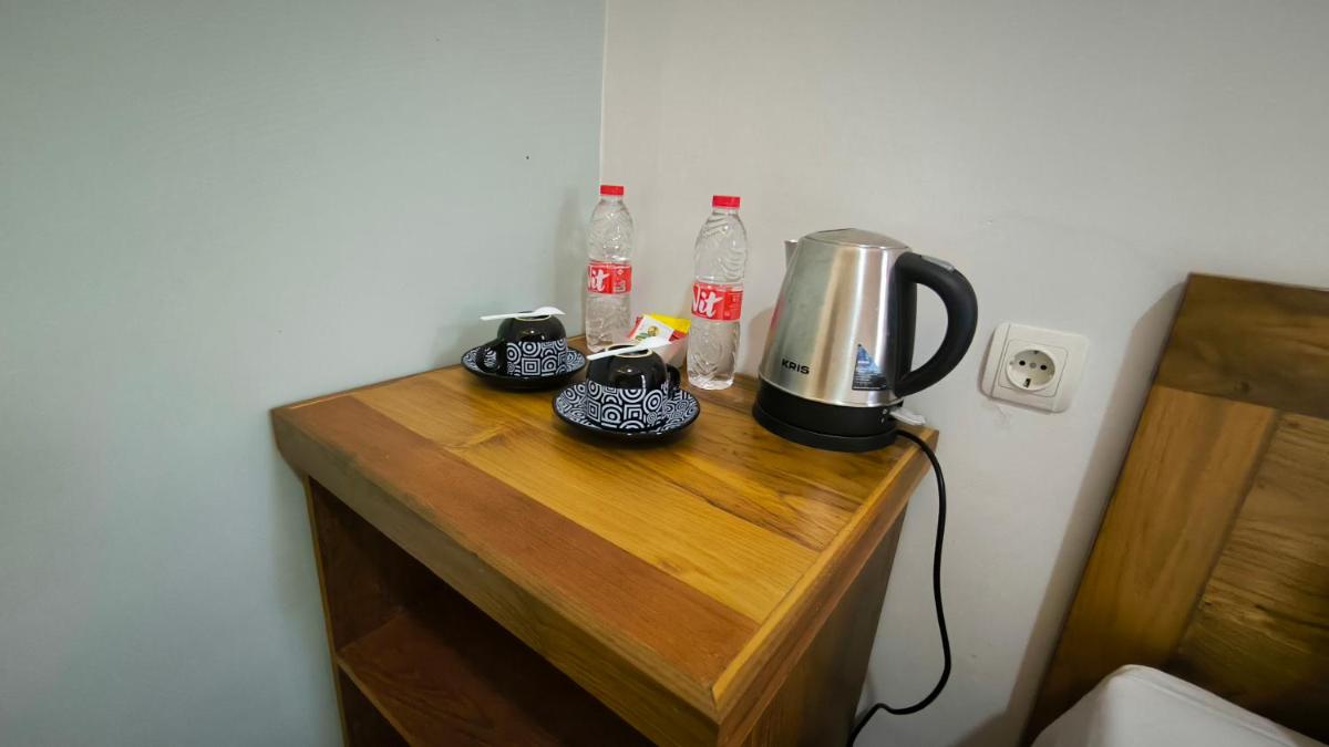 Nez's Guesthouse Syariah - Housity
