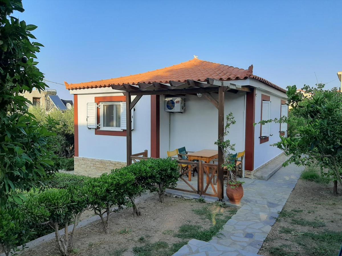 Christina Apartment - Housity