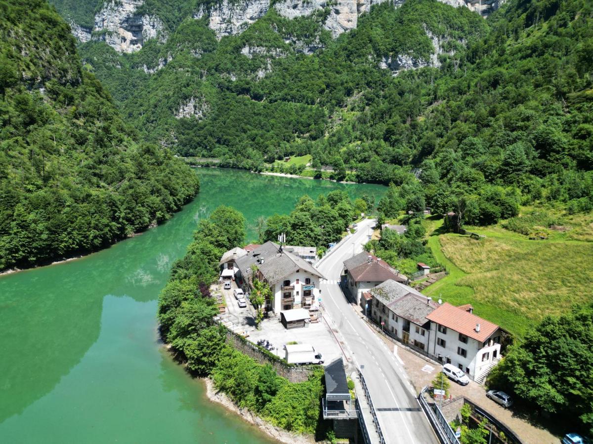 ALBERGO AL LAGO - Housity