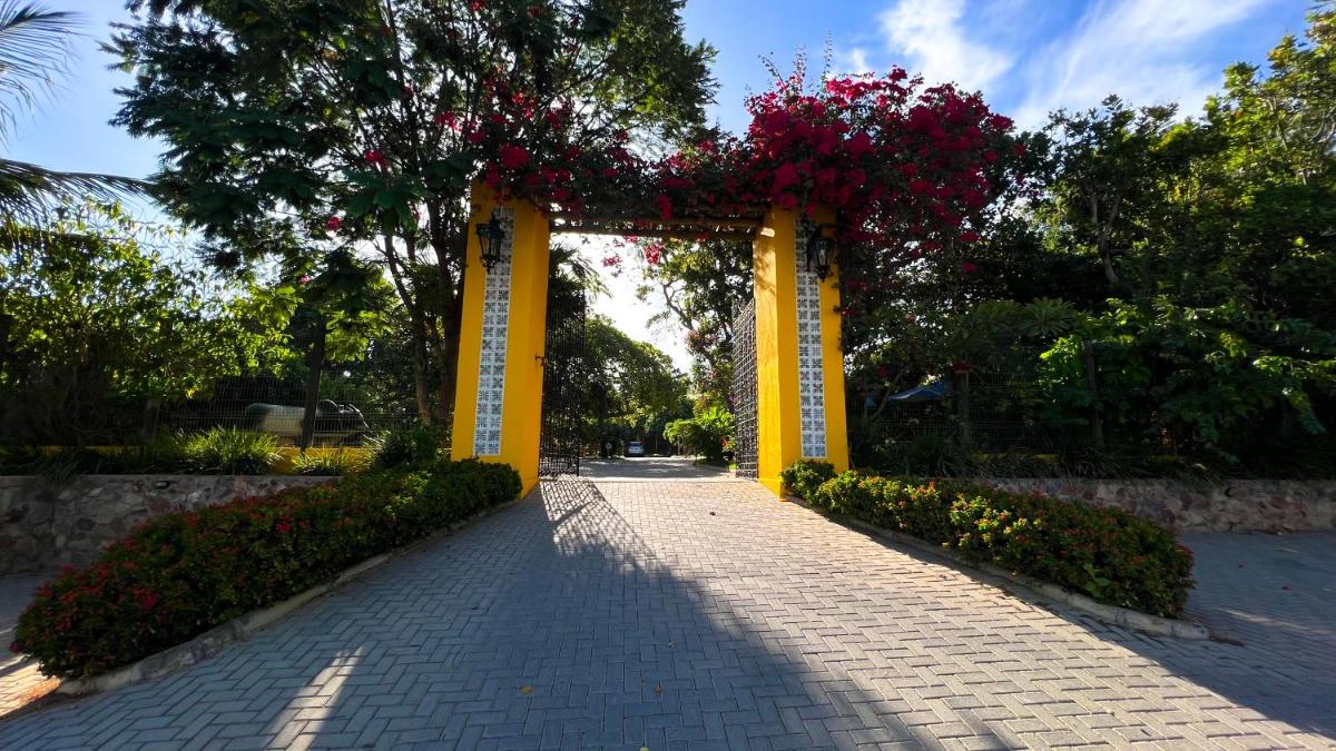 Pousada Rancho da Serra - Housity