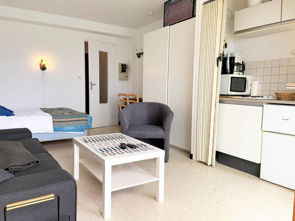 Studio sur plage Cavalière avec terrasse, 1er étage, 2 couchages - FR-1-251-80 - Housity