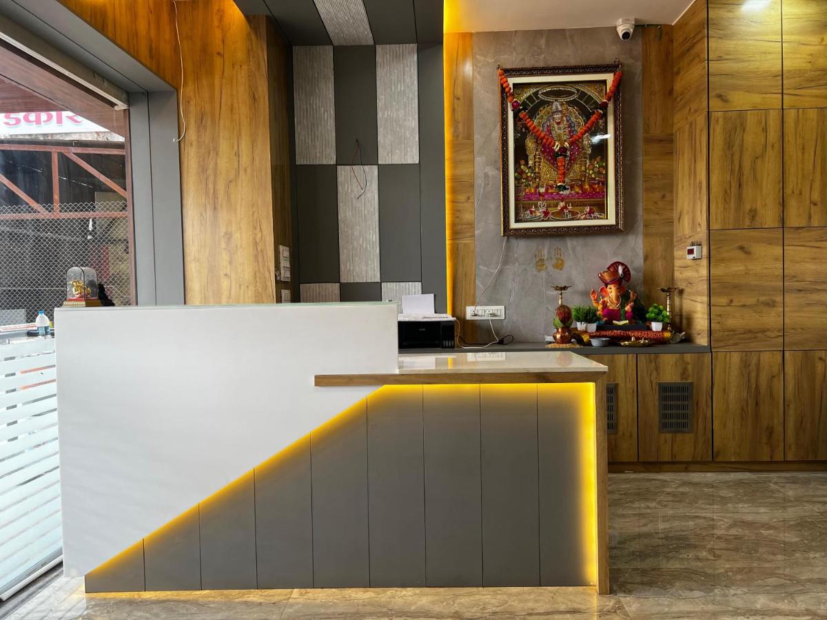 Hotel Dwarkaai - Housity