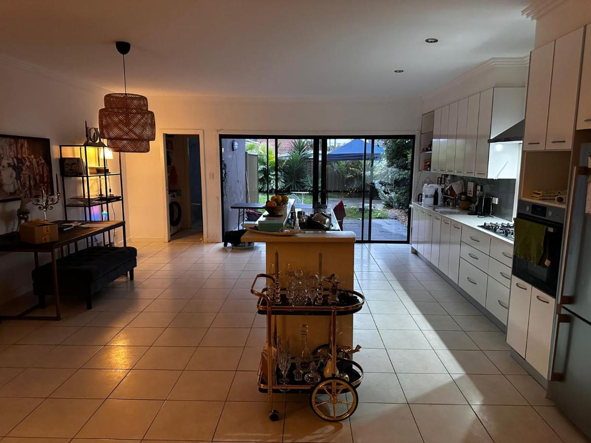 BED AND BREAKFAST - Housity