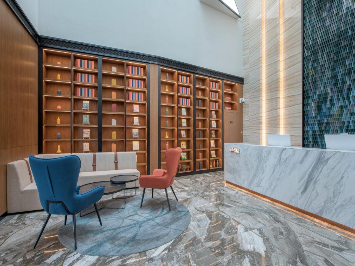 Park Inn by Radisson Shanghai Shanghai Middle Jiasong Road Outlets - Housity