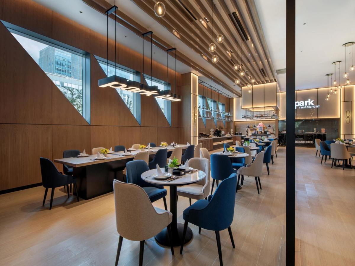 Park Inn by Radisson Shanghai Shanghai Middle Jiasong Road Outlets - Housity