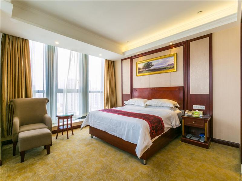 Vienna International Hotel Shanghai Hongqiao Airport Convention and Exhibition Center Huaxu Highway - Housity